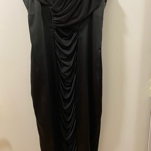 Calvin Klein Ruched Dress - Picture 7 of 7